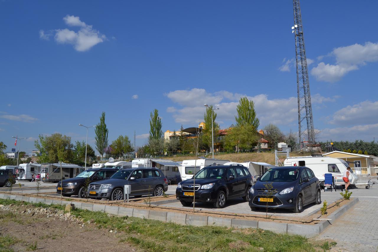 Ulasan Hotel Caravan Camping Ankara Eksteriør billede