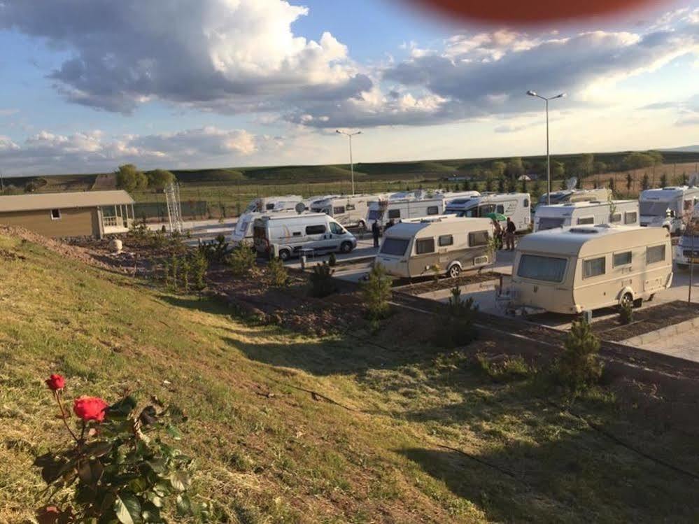 Ulasan Hotel Caravan Camping Ankara Eksteriør billede